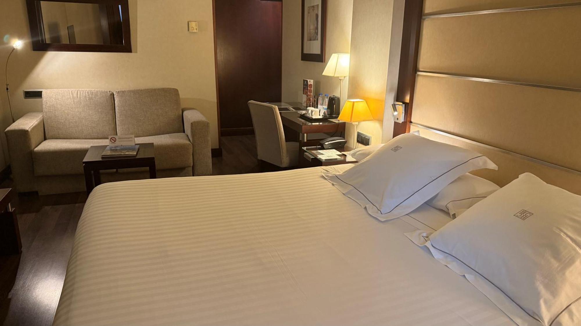 Hotel Badajoz Center Extérieur photo