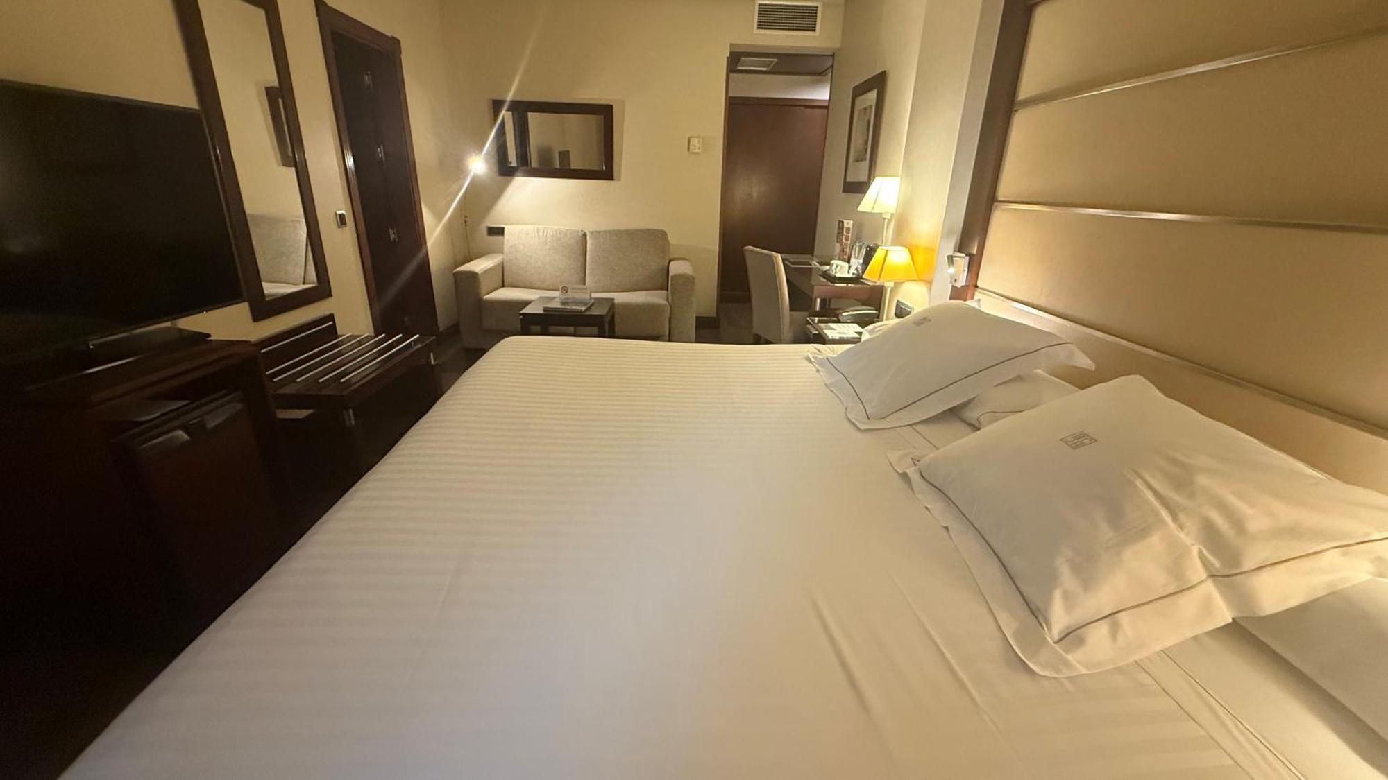 Hotel Badajoz Center Extérieur photo